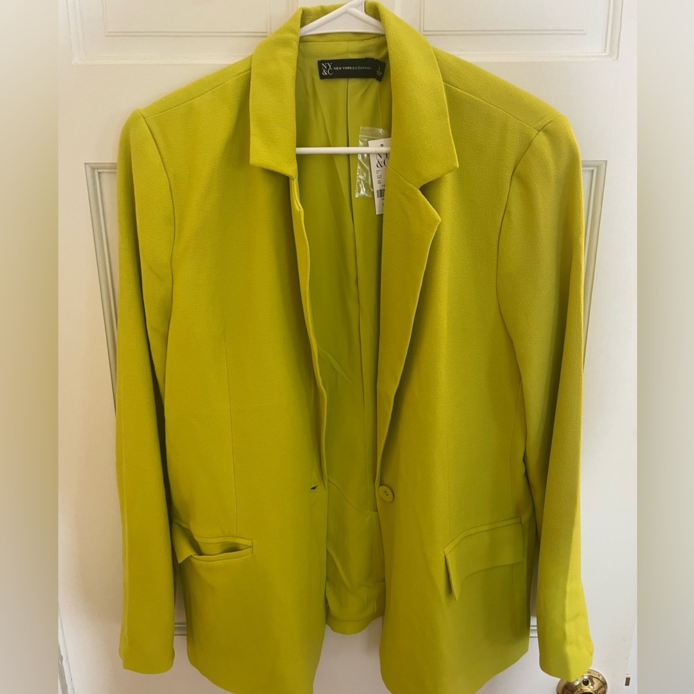 NEVER WORN Oversized Single-Button Crepe Blazer
